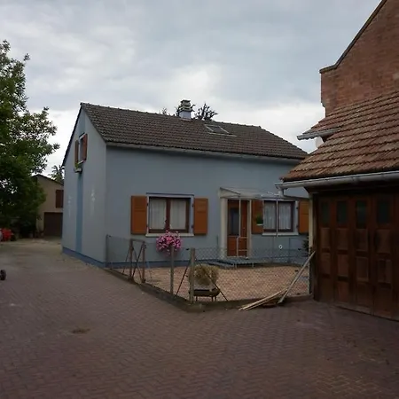 Maison Bleue Petermann Hébergement de vacances *